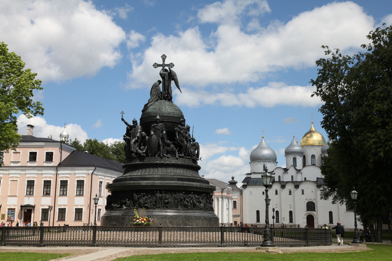 Автор проекта памятника тысячелетие россии установленного в 1862 г